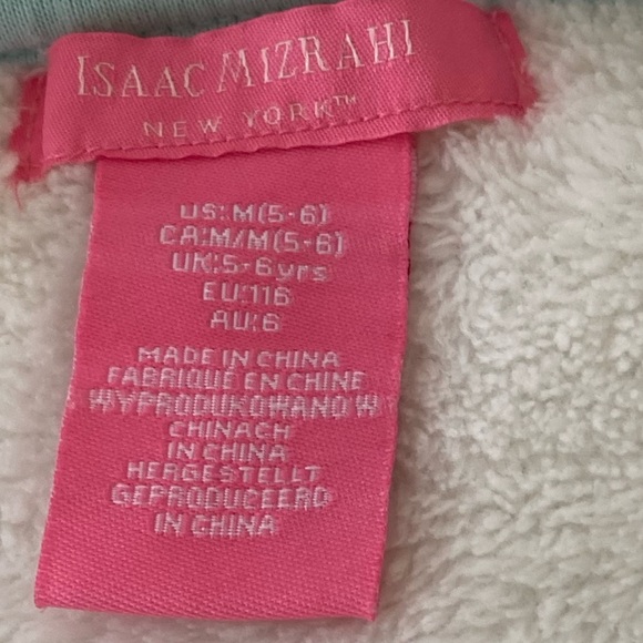 Pretty Sweater Girls - Picture 3 of 3